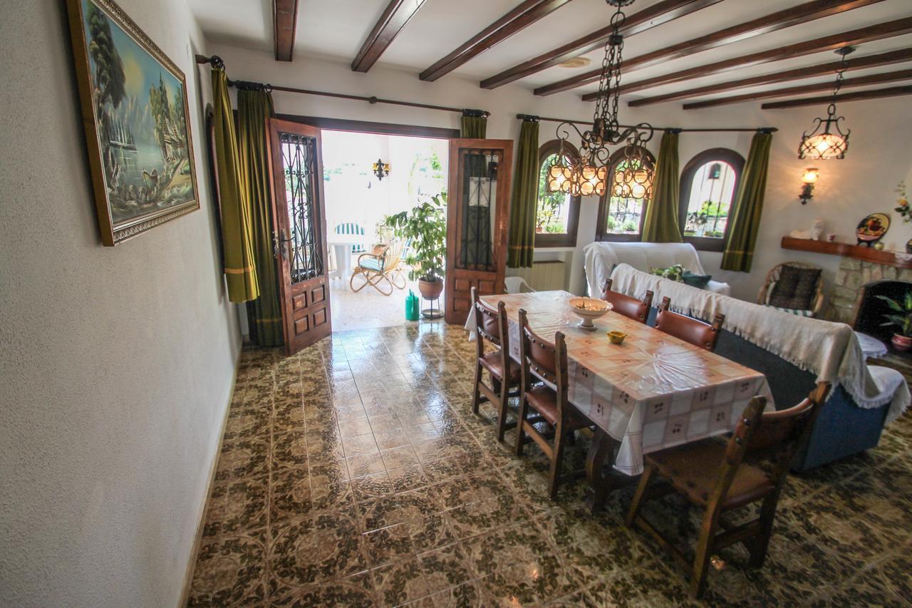 Fustera Pedros - Old-Style Country House In 베니싸 외부 사진
